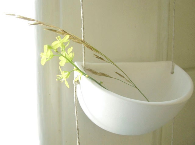 White Decor - Wabi Sabi - Graduated Hanging Porcelain Pots Trio