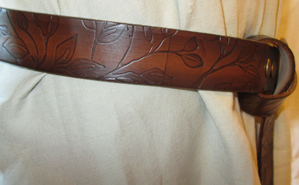 Leather Belt, Brown Leaves Ring Belt.Medieval, Renaissance, SCA, Fantasy
