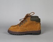 vintage shoes, 1990's tan suede Timberland grunge boots, size 6, 36