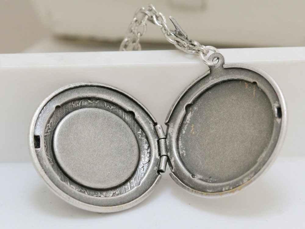 1 Sea Blossom,Locket,Antique Locket,Silver Locket,Posey,Poppy, Locket,Blossom,Wedding,Bridal Jewelry,Bridesmaids Gift-m