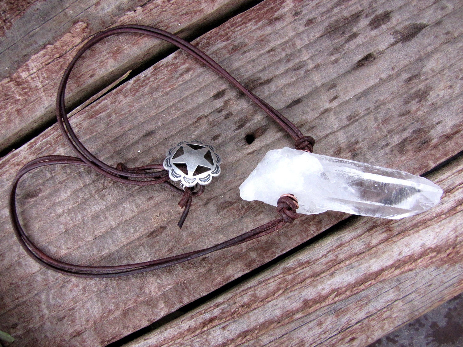 Cave Glacier II ... Single large raw quartz point