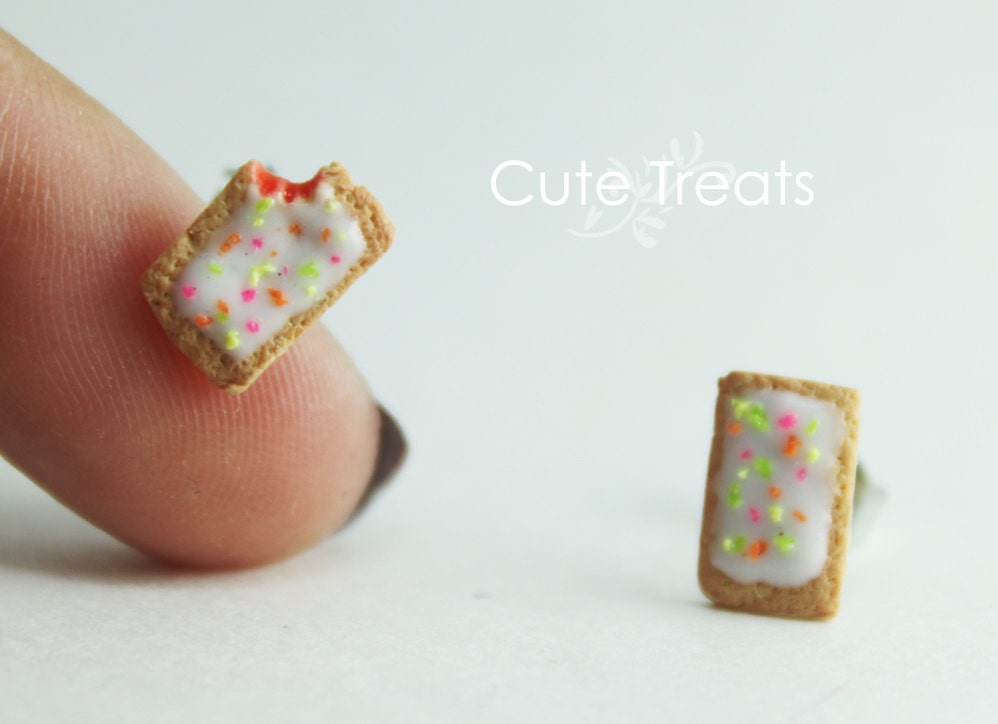 Pop tart Stud Earrings (Strawberry) Hypoallergenic Surgical Steel