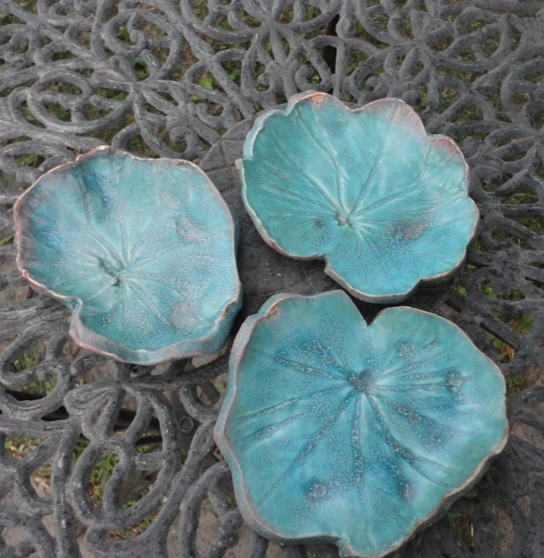 Turquoise Pottery  Leaf plate perfect for desserts