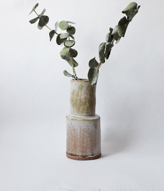 Creamy stoneware vase with hatch mark details - AQuestionofEagles
