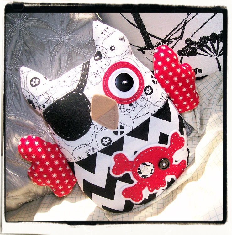 Owl Pirate Plushie - Chevron, Skulls, Red Black White - Skulls Dots Plush Geekery