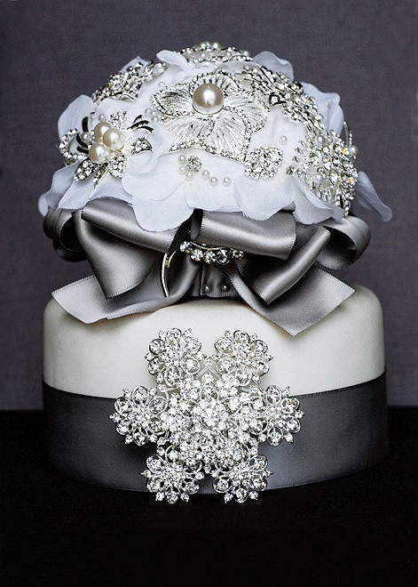 Vintage Bridal Rhinestone Crystal Brooch for Wedding Cake Topper Decoartion Silver 3-1/4" BR002LX