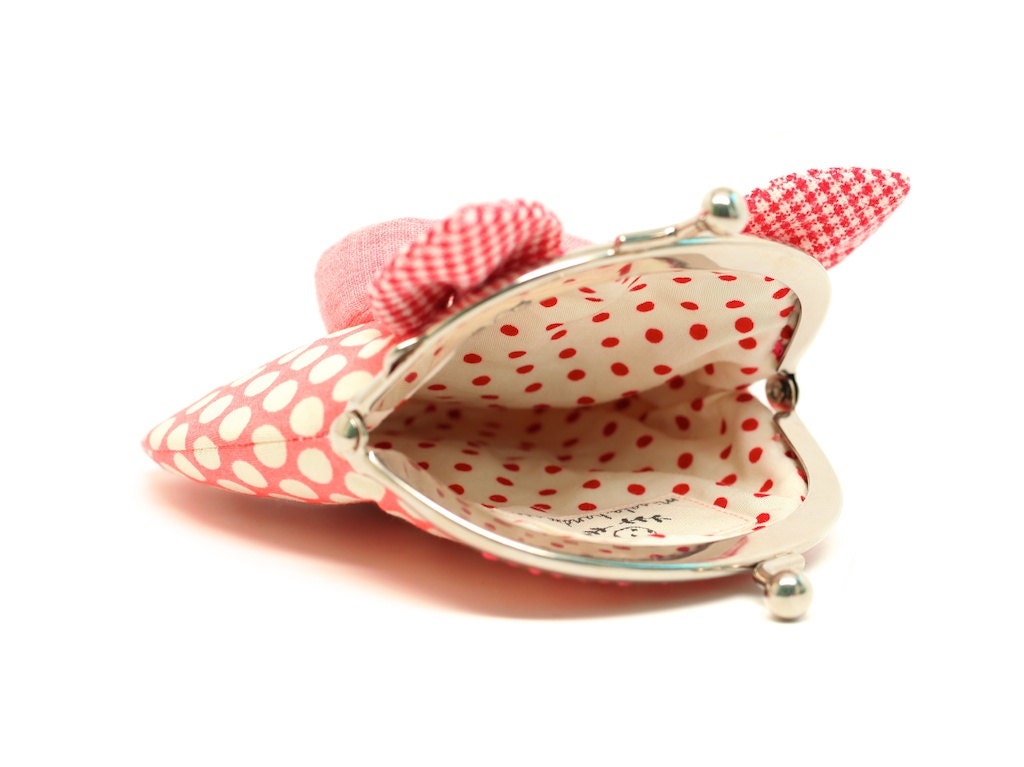 Little salmon pink piggy clutch purse