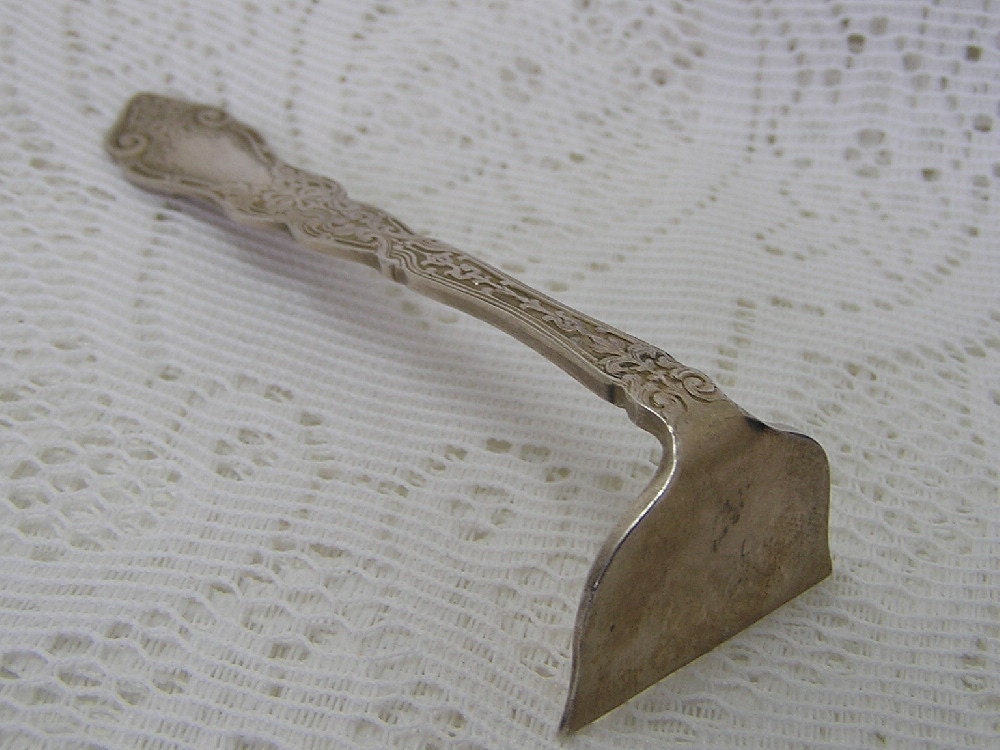 Antique Childs Food Pusher Rogers AA