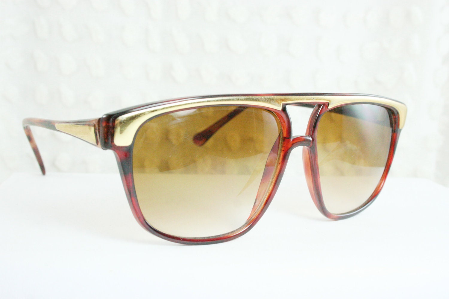 80s Sunglasses 1980's Oversize Sunglasses Aviator Tortoise Gold Metallic Browline Flat Top Frame 57/15 Non Prescription