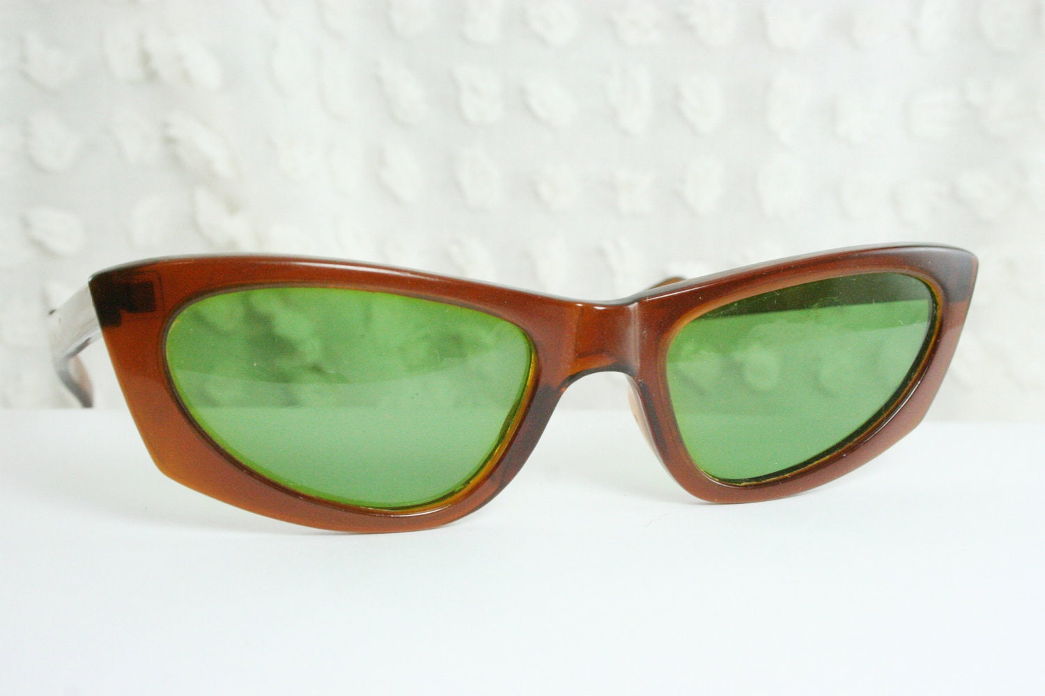 60s Cat Eye Sunglasses 1960s Womens Sunglasses Brown Horn Rim Green Lens Non Rx Polaroid Cool Ray Eyewear