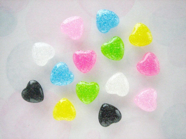 14pcs ((SALE)) Cute Glittery Hearts Decoden Cabochon (10x10mm) HRT10002