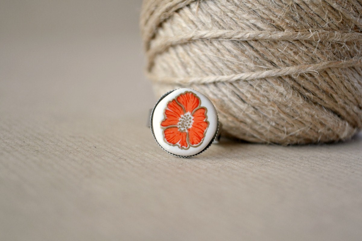 Tangerine - adjustable ceramic ring, orange, silver plated base, flower