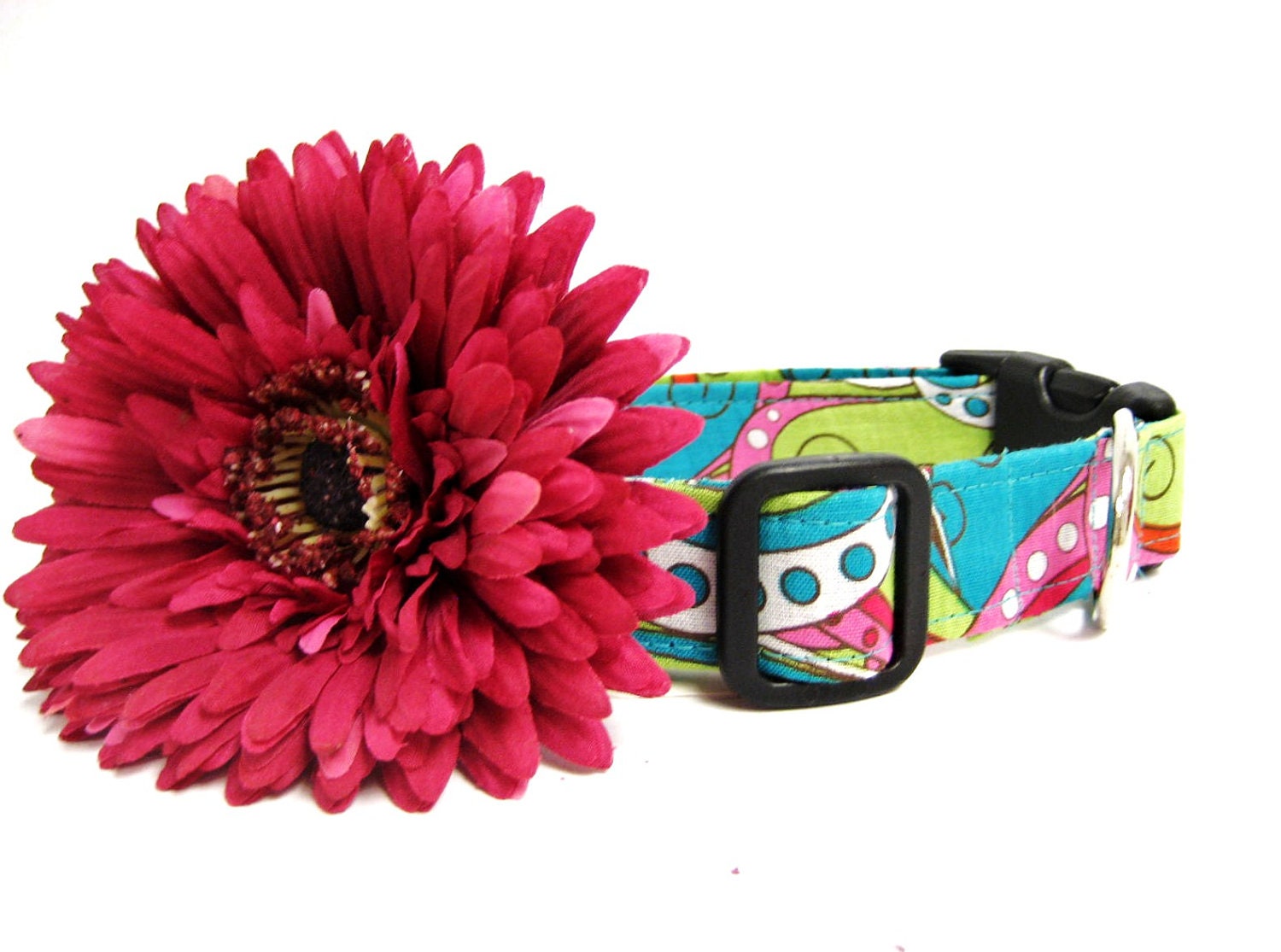 Dog Collar Flower Accessory - Pink  Daisy Detachable Flower