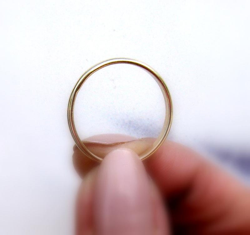 Unisex Wedding Band  Ring  in 14k Solid Gold - Made to Order
