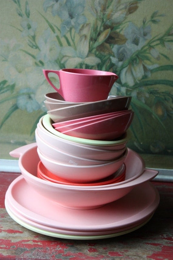 Vintage Melmac Melamine Mix And Match Dinnerware Set In Pink Tones