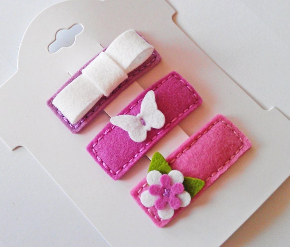 MIX OF PINKS. Set of 3 Felt Hair Clips. Made in 100 Pecent Wool. Baby. Girls. Scalloped Hair Clips.