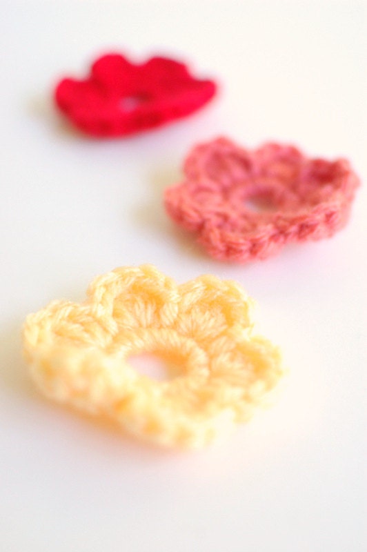 Coffee Cozy with 4 interchangeable flowers by The Cozy Project