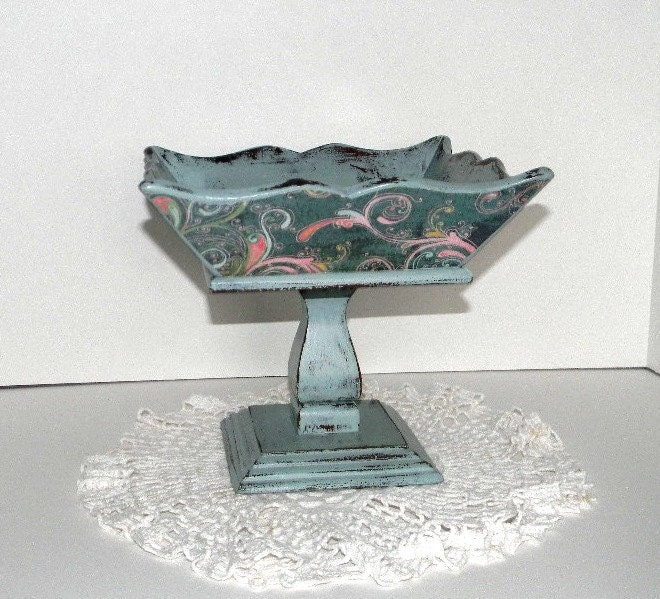 Shabby and Chic Pedestal Bowl - Fruit Bowl - Jewelry Holder - Vanity Storage