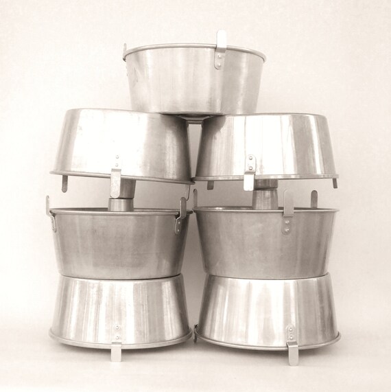 7 Vintage Angel Food Cake Pans Mirro Aluminum by LaurasLastDitch
