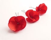 Red Flowers hair pins Romantic hair accessories OOAK by Jye, Hand-made in France