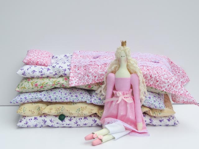 The Princess and the Pea play set - lovely fairy tale fabric doll,blonde in pink dress cloth doll,stuffed doll- gift idea for girls