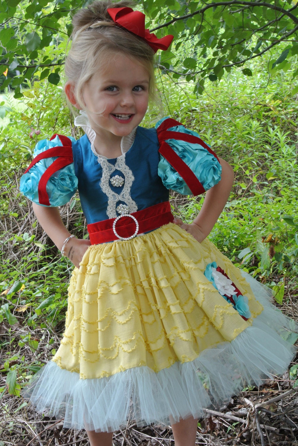 For KristinGro, Child's Snow White Costume, Halloween Costume, Birthday Dress