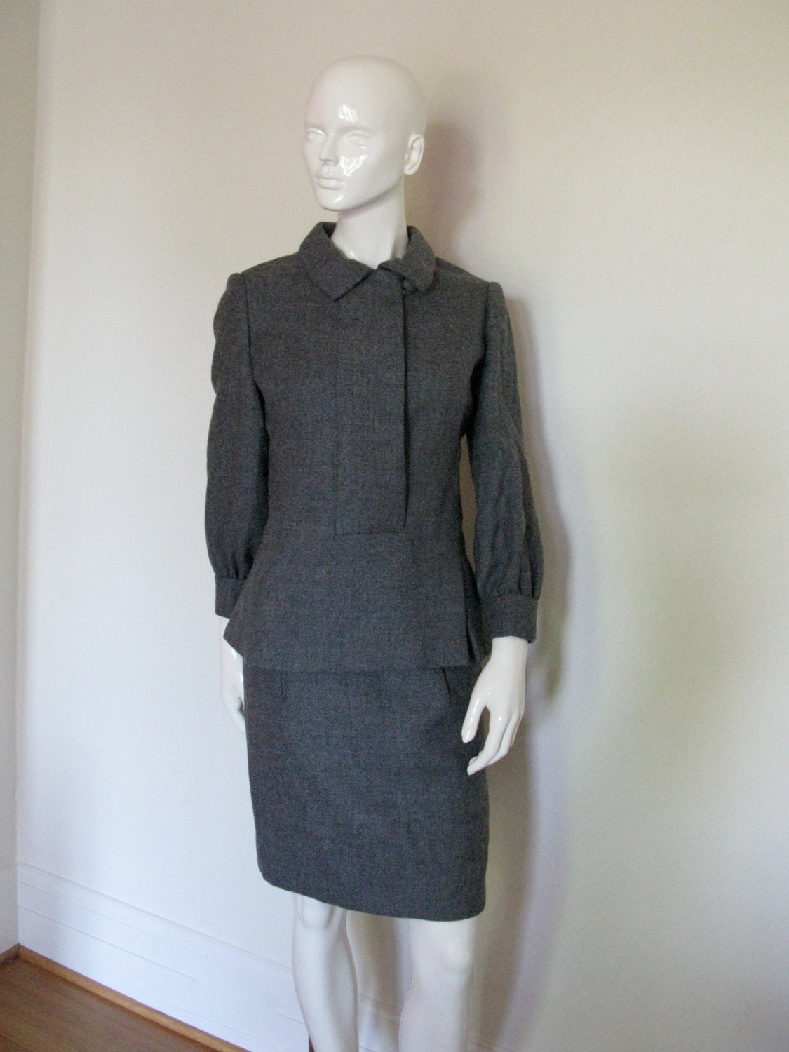 Vintage 1960s Geoffrey Beene Gray Wool Skirt Suit with Pullover Top and Pencil Skirt