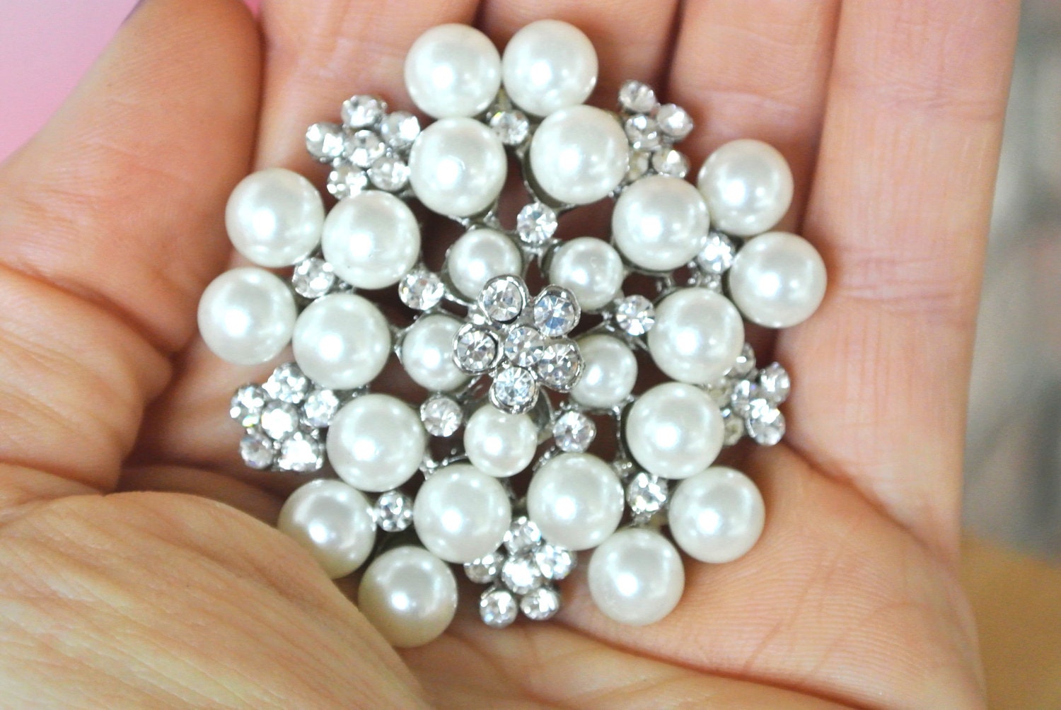 pearl brooch, wedding brooch, bridal brooch, wedding accessories, bridal accessories, pearl brooch, rhinestone brooch, brooch