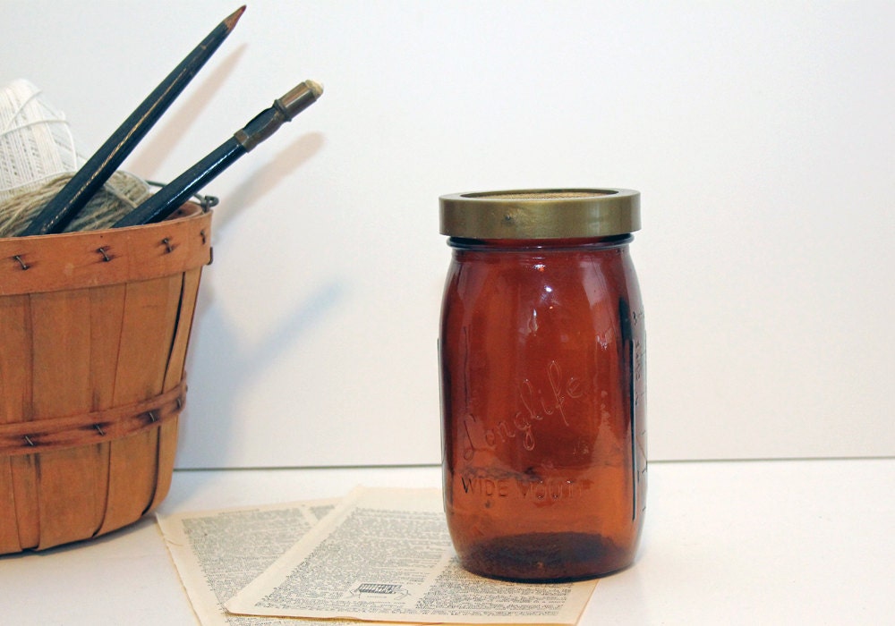 Vintage Amber Widemouth Mason Jar with Mesh Top / Longlife Shaker Jar / 24 oz