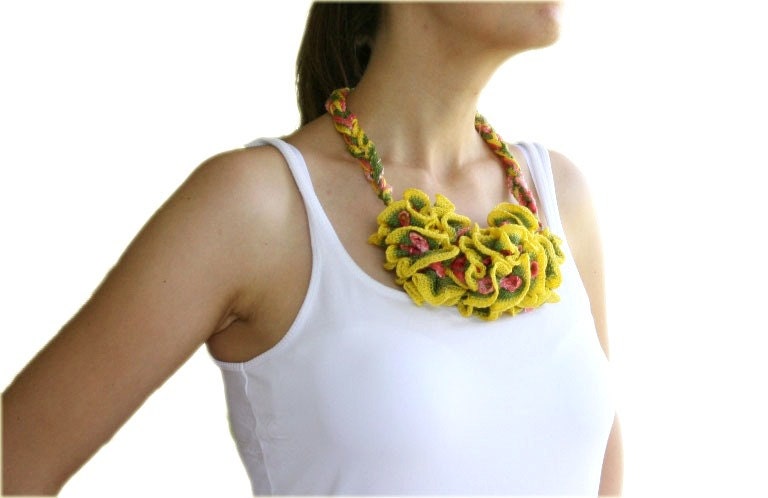Knitted Necklace in Yellow, Pink and Green - Spring Summer Ruffle Fashion - Women and Teens Accessories