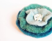 Flower Blue Brooch - Ombre Effect Brooch - Flower Pin - Flower Clip - Felted Brooch -  Wool Jewelry - Felted Accessories