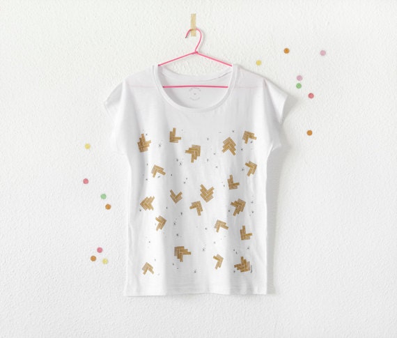 SALE  Screen printed tshirt by Depeapa - Arrows-