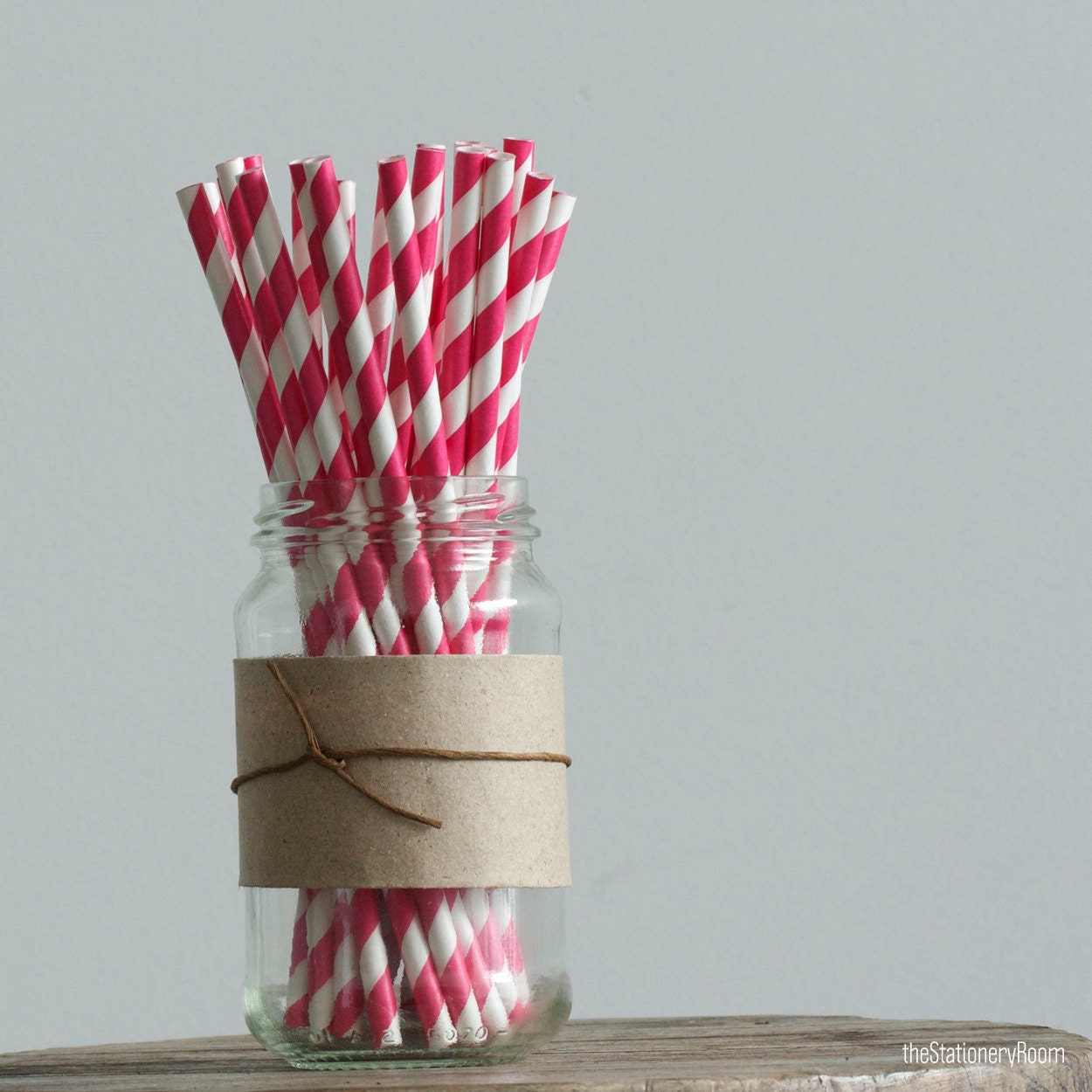 25 Lipstick Pink and White Striped Paper Straws - Free Editable DIY Flags - Standard 7.75'' / 19.68cm