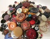 Vintage Button Mix 1/2 lb buttons-WHOLESALE-RANDOM Lot..150 plus..craft, scrapbook, jewelry making...FUN grab bag surprise