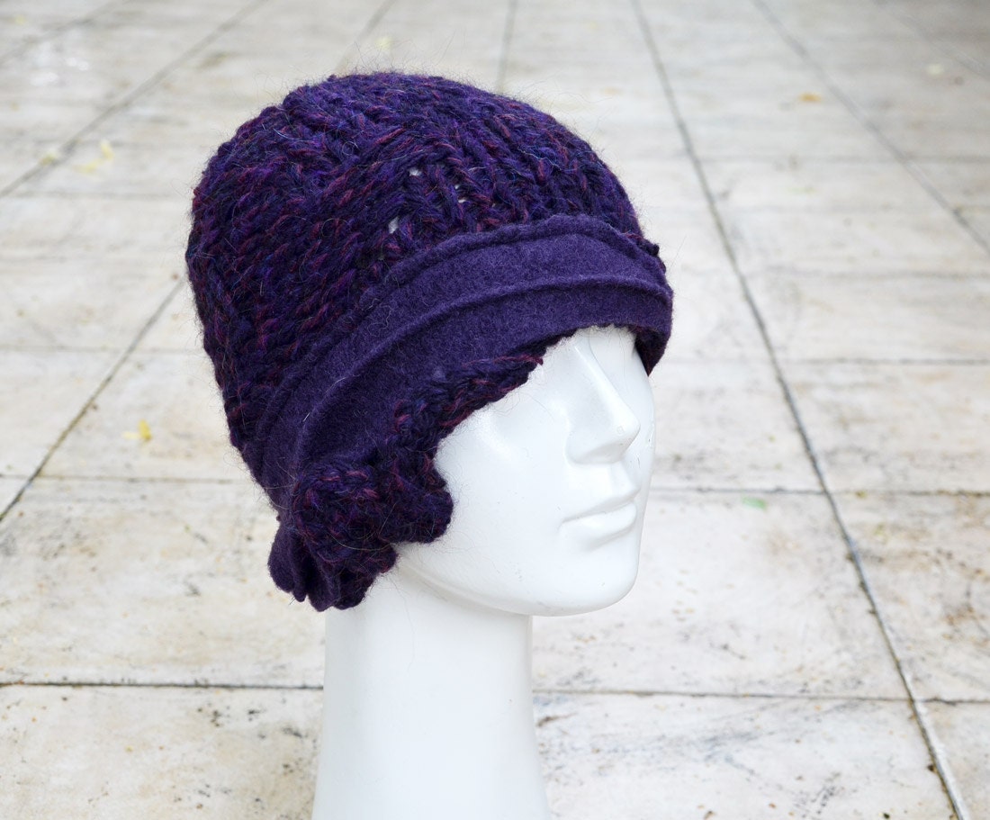 Hand knited asymmetric retro cloche,soft wool and acrilic yarn, purple, violet felt decoration, ooak beanie hat,