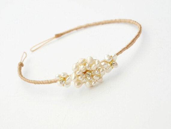 Wedding Gold Vintage Brooch Style Side Tiara Ivory Pearl Gold Diamante Wedding Headband Bridesmaid Headdress Bridesmaid Hair Accessories
