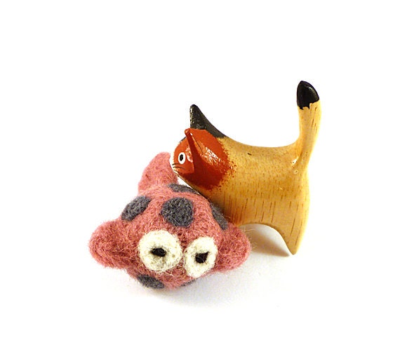 Pink and Gray Fish Wool Catnip Cat Toy