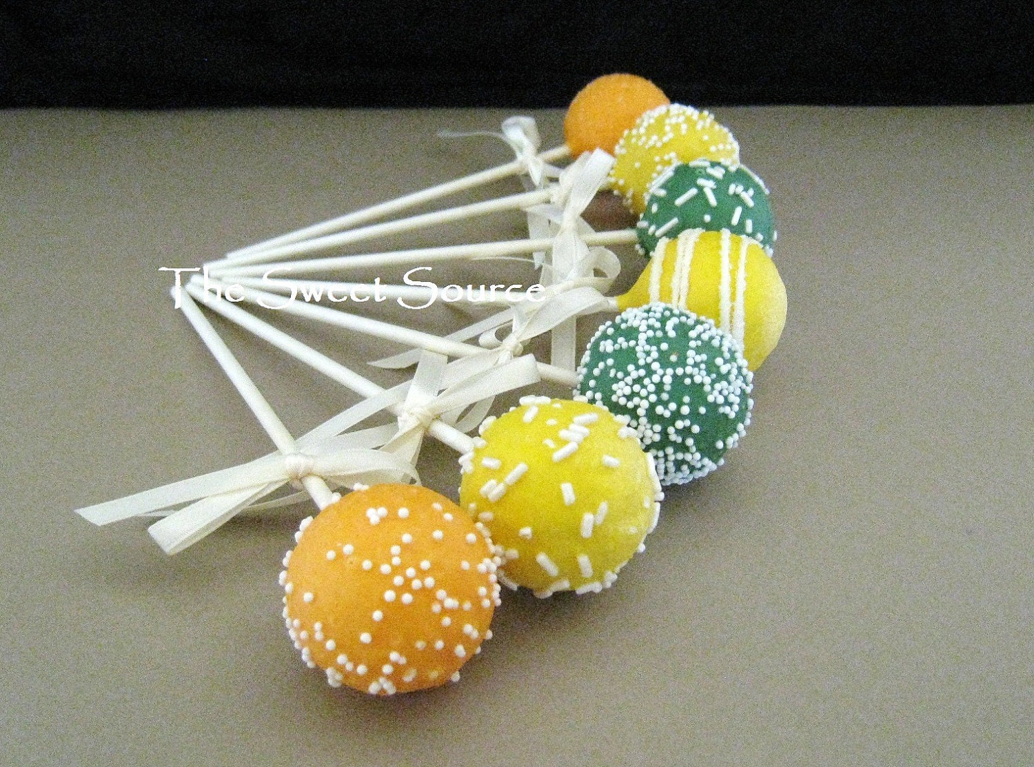 Wedding Cake Pops: Premium Cake Pops Made to Order with High Quality Ingredients Il_570xn