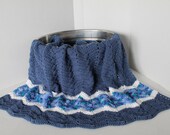 Handmade  Ripple Throw / Lapghan - Blues