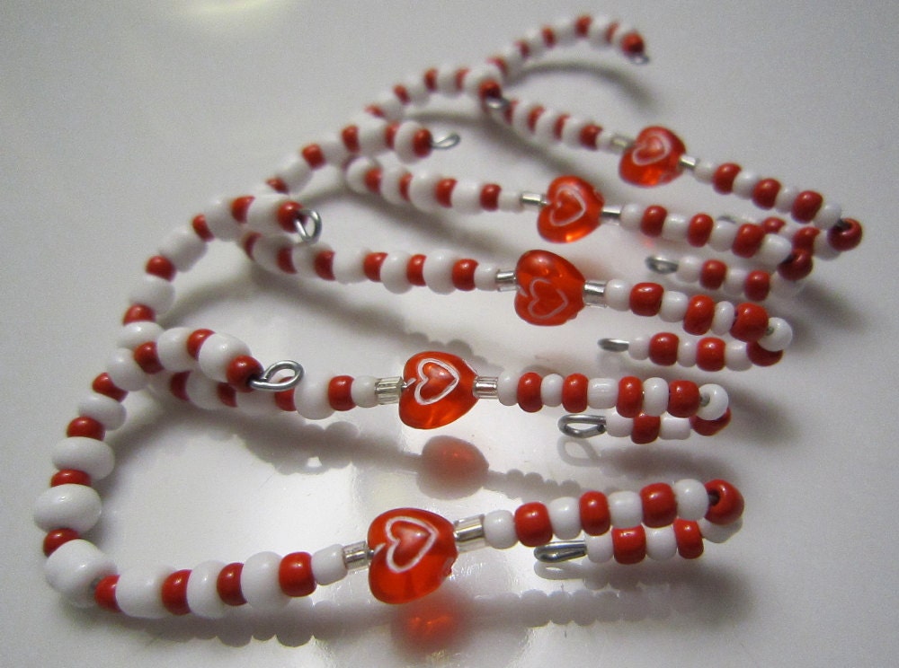 5 Beaded Ornament Hangers - I 'Heart' Christmas Series 3