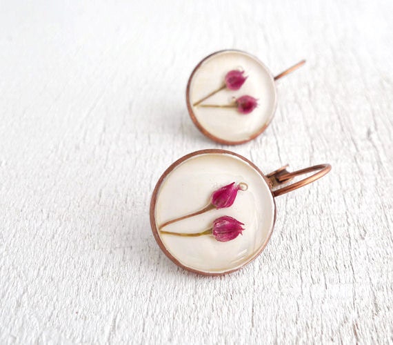 Pressed Flower Earrings - red and pink buds - handmade resin jewelry