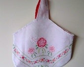 Vintage 30s Style Needlework or Knitting Bag Handmade from Embroidered Linen with Retro Textile Lining