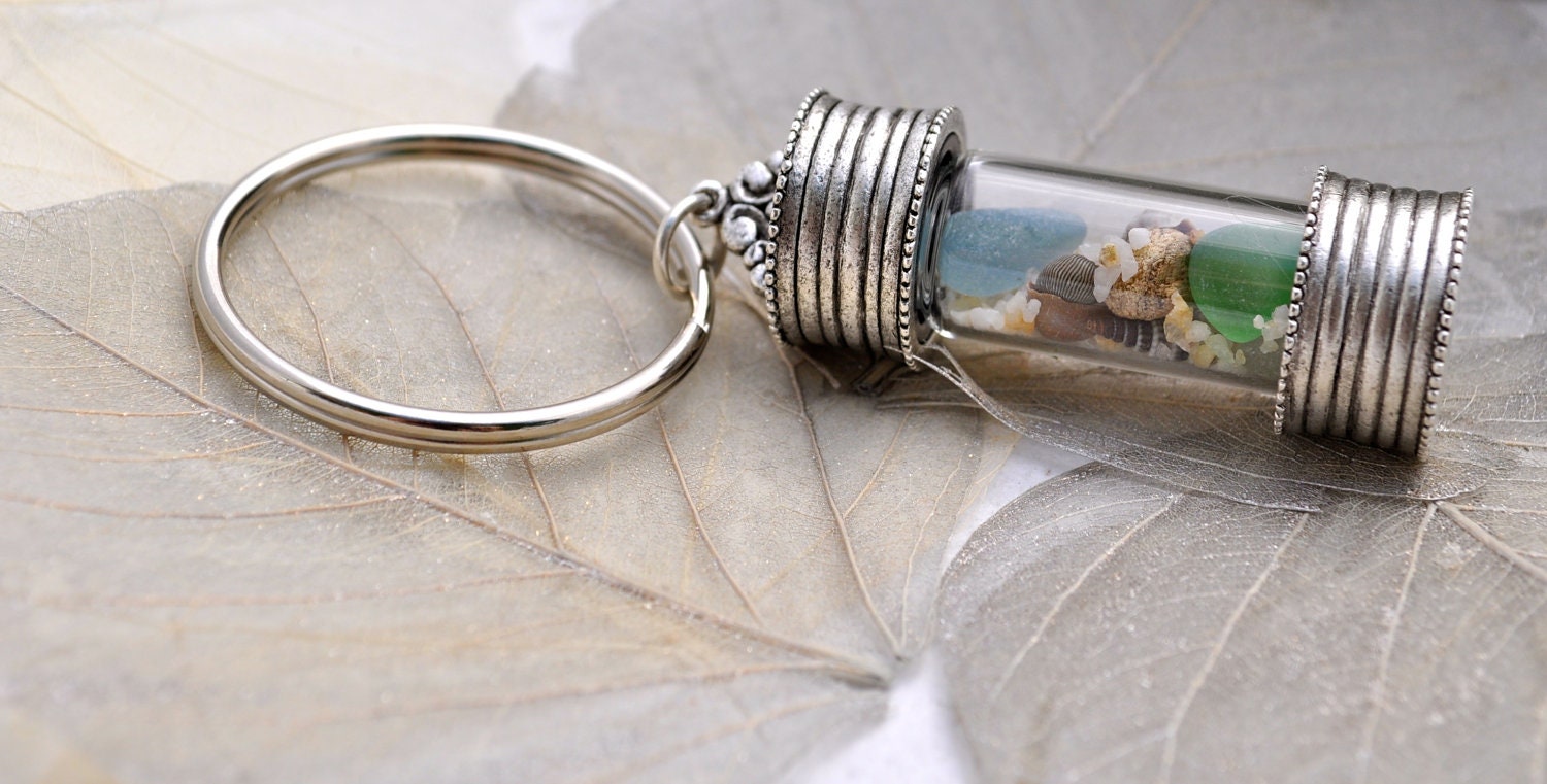 dual purpose seaside keepsake for pendant necklace and keychain