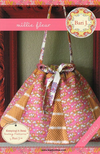 Millie Fleur - Reversible Drawstring Hobo Bag Pattern - Keeping it ...