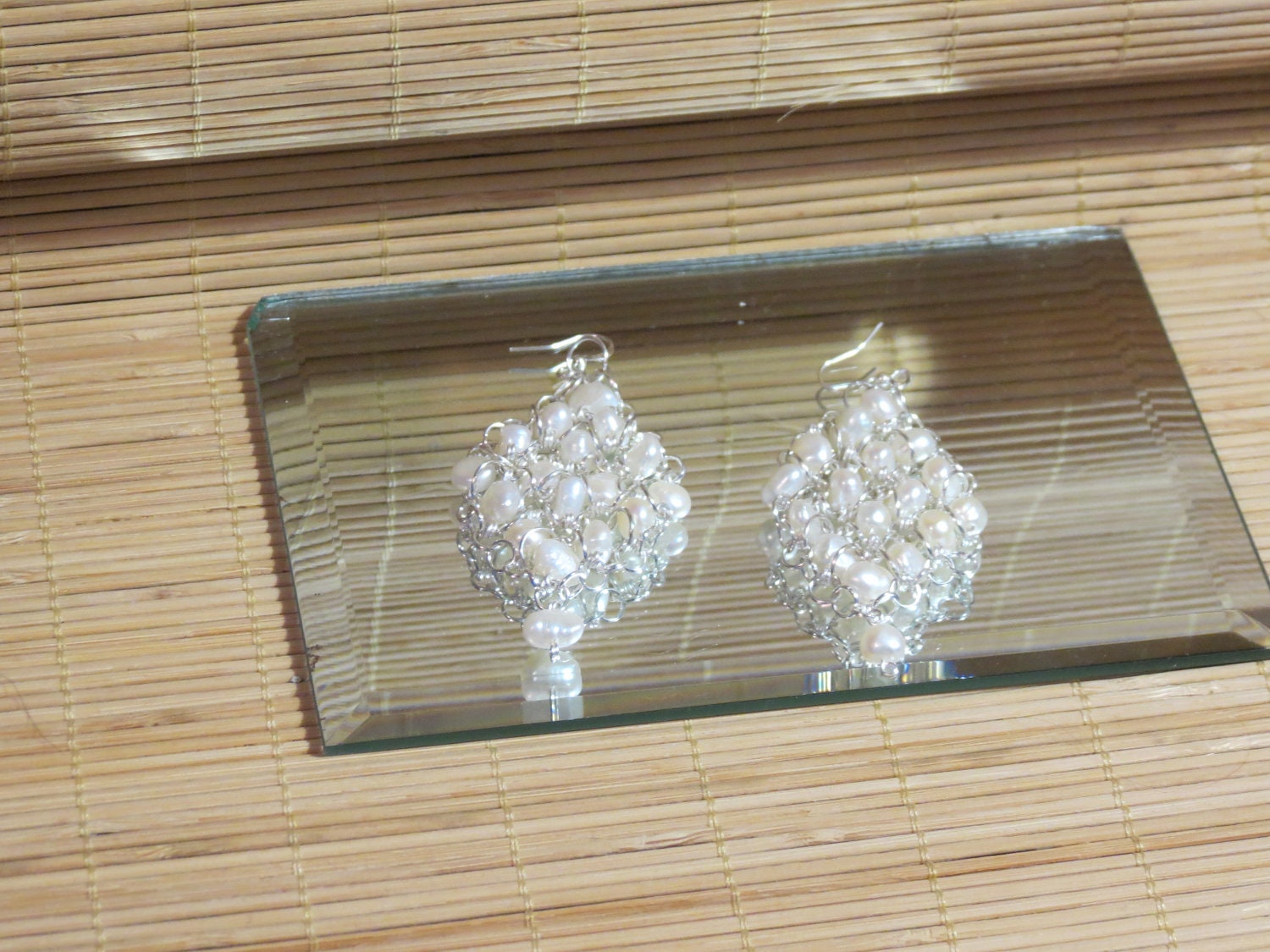 Chainmaille Earrings, Fresh Water Pearls, All Argent (Non Tarnish) 925 Sterling Silver Plated metal used on these dangling Earrings.