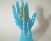 Vintage 1950s 30" Faux Pearl Necklace