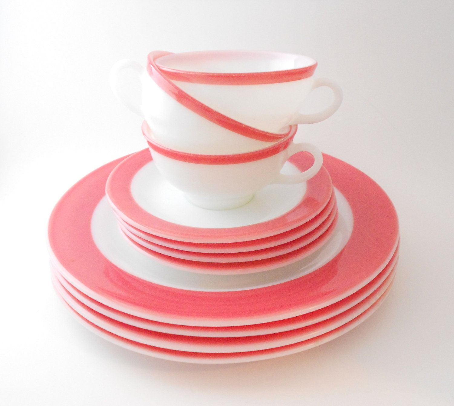 Pyrex Flamingo Pink Dishes - 11 Piece Dinnerware Set