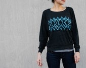 Diamond Raglan Crew - Medium