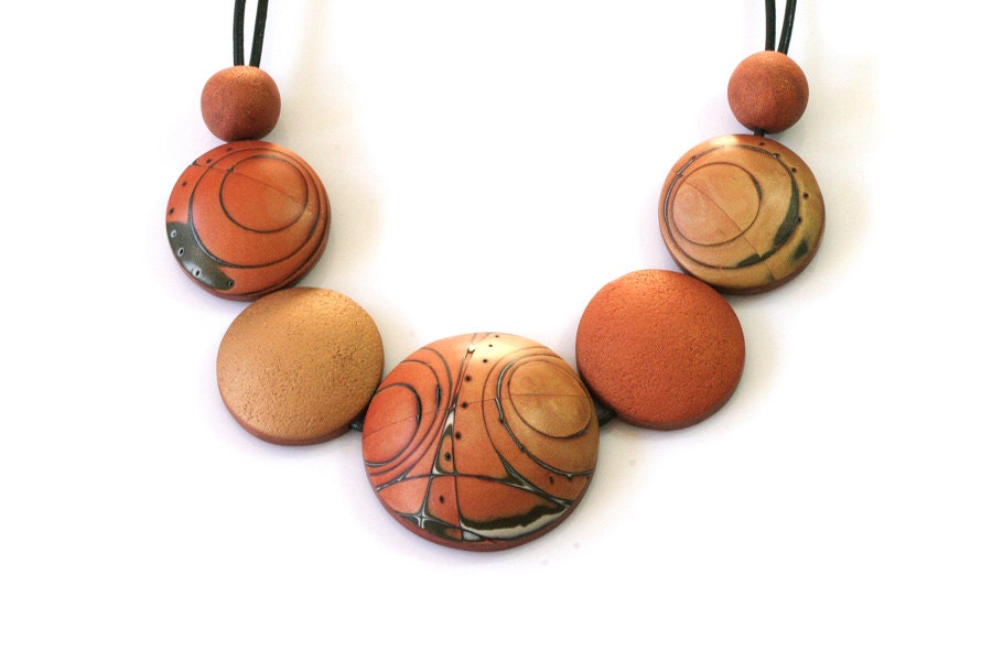 Big Chunky Statement Bubble Necklace Contemporary Elegant Designers Jewelry Fashion Adjustable Golden Orange Fall Inspired
