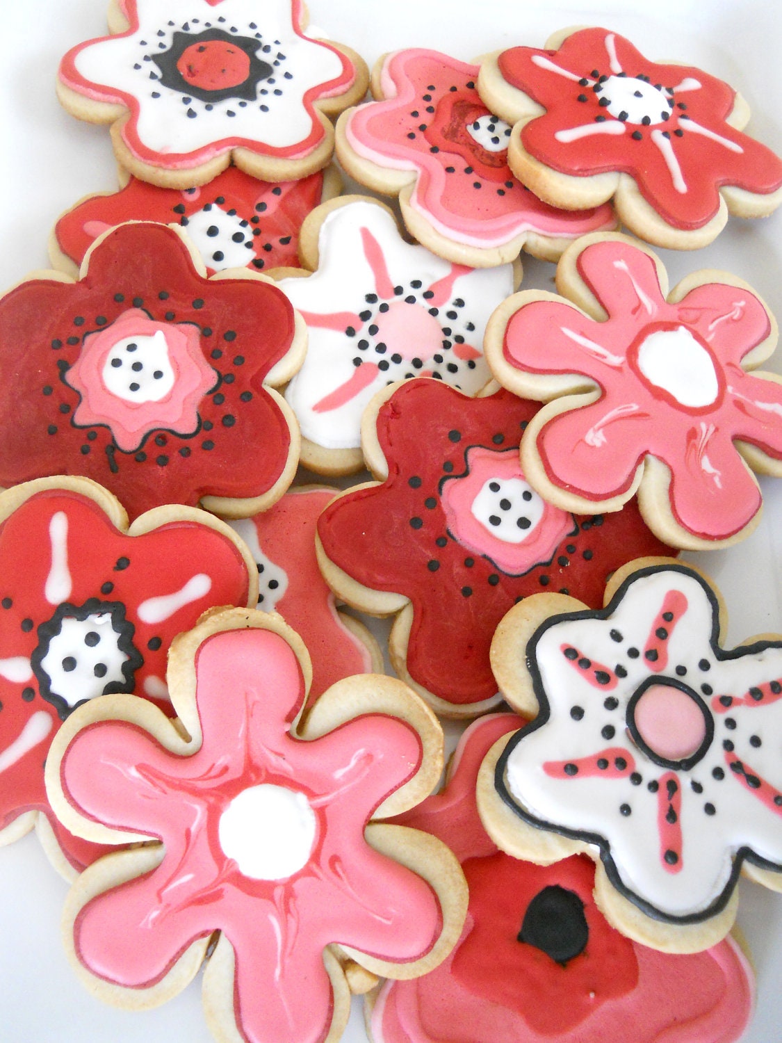 1 dzn. Pretty Poppy Flower Cookies